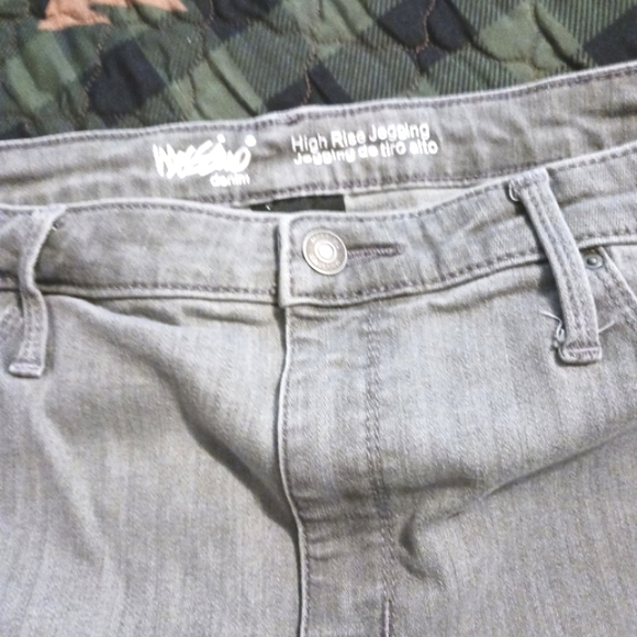 Mossimo Gray High Rise Jeggings Plus Size 16 - Picture 4 of 9